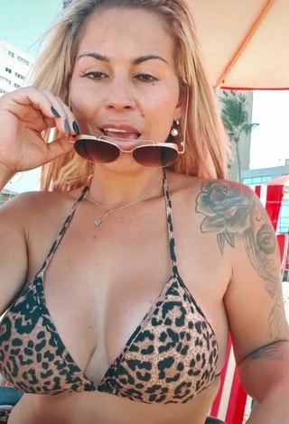 Sheila Bellaver (@sheila_bellaversb) #cleavage  #bikini top  #leopard bikini top  #tattooed body 