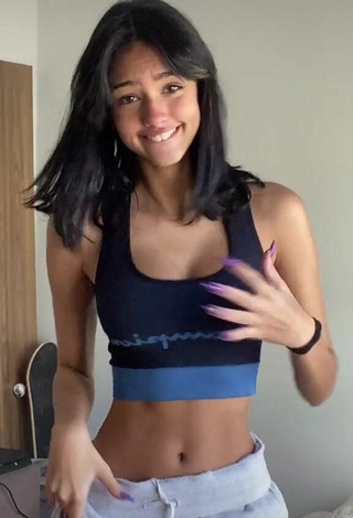 Maria Eduarda de Matos Barbosa (@duda.barboss) #cleavage  #crop top  #bouncing boobs  #booty dancing  «amém uma música brasileira nesse...»