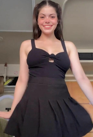 Madelyn (@madelyn.whitehead) #cleavage  #dress  #black dress  #stockings  «damb i rly did miss a skirt...»