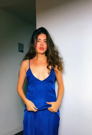 Morgan Cohen (@morganbcohen) #cleavage  #dress  #blue dress  #corset  «@morgancohen»