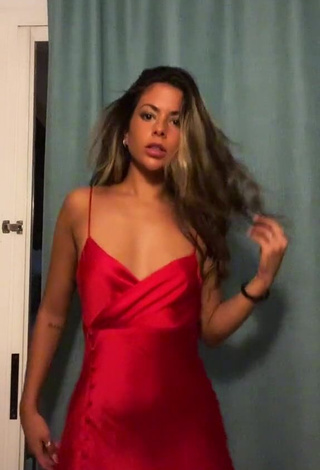 Alba Lopez (@albalopez97_) #cleavage  #dress  #red dress  «lg: albalopez97_»