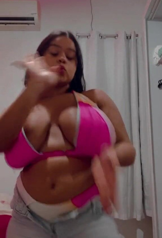 Allana Vasconcelos (@allanamartins_) #cleavage  #bikini  #big boobs  #bouncing boobs 