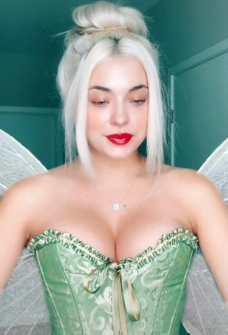 Bella Martinez (@bellaaclaire) #red lips  #cleavage  #corset  #light green corset  #bouncing boobs  «#pov tink was trying to get rid...»