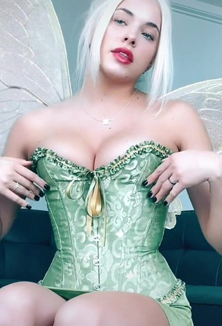 Bella Martinez (@bellaaclaire) #cleavage  #corset  #light green corset  #sexy  «these wings are too fun #fairy...»