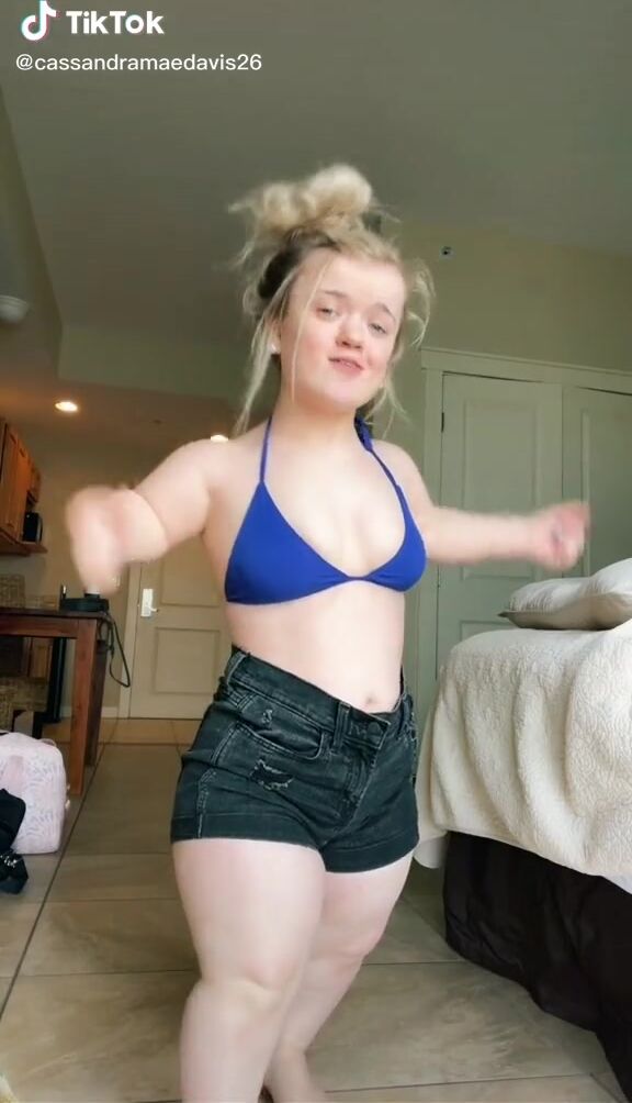 Cassandra Mae Davis (@cassandramaedavis26) #cleavage #bikini top #blue... yephot