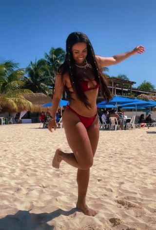 Gabily (@gabilyofc) #cleavage  #bikini  #red bikini  #booty dancing  #beach  «Ficou bem ruim esse kkk #fyp...»