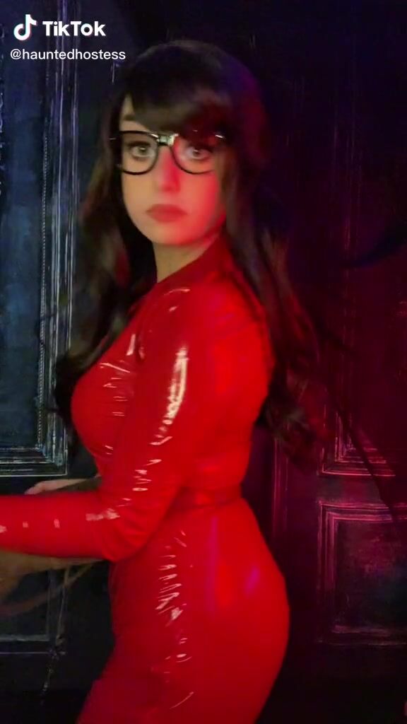 Hauntedhostess (@hauntedhostess) #cleavage #cosplay «This sound was