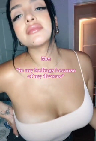 Alma Ramirez (@iamalmaramirez) #cleavage  #crop top  #black crop top  #bouncing boobs  #big boobs  «And that’s on finding out he...»