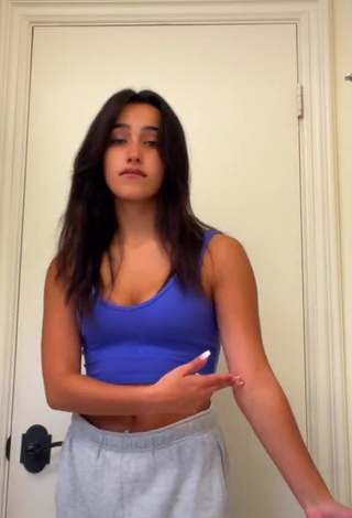 Karina Prieto (@karina.prieto) #cleavage  #crop top  #blue crop top  «good morning lol»