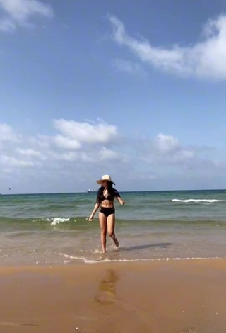 Meryem (@purplemeri) #bikini  #black bikini  #tattooed body  #beach  «İnsta: purplemeriy»