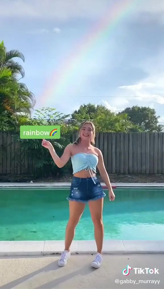 Gabby Murray (@gabby_murrayy) #swimming pool #tube top #blue... «i would choose the last one