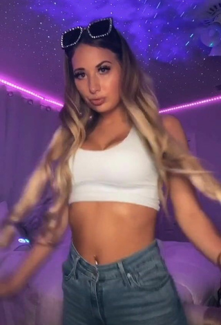 Ali Marie (@itsalimarie) #cleavage  #crop top  #white crop top  «here’s one post without the...»