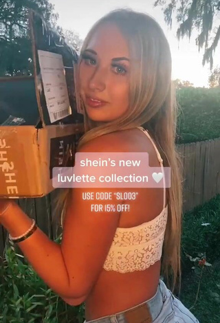 Ali Marie (@itsalimarie) #cleavage  #big boobs  #crop top  «new shein haul!   check out...»