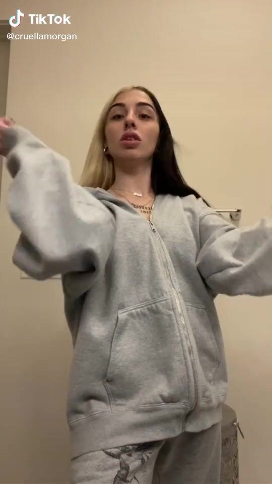 Cruella sexy «i wanted in on this trend