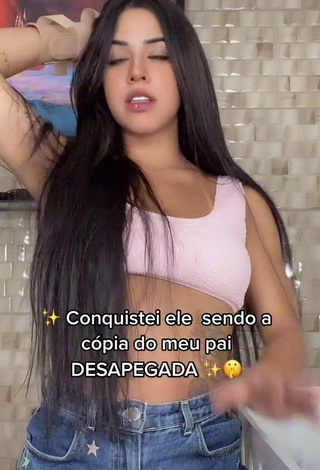 Andressita Chegou (@euandressacassiaa) #crop top  #pink crop top  #booty shaking  «#vaibrasil #meme #pai»