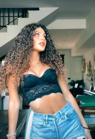 Ginevra Giaccherini (@ginevragiaccherini) #crop top  #lace crop top  #shorts  #jeans shorts  #cleavage  «we can be more than friends»