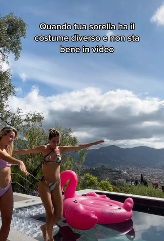 Giovanna&Francesca&Valentina (@goglinosisters) #swimming pool  #sexy  «Giuro niente di  programmato...»