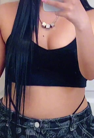 michelledazling (@michelledazling) #crop top  #black crop top  #cleavage  #sexy 