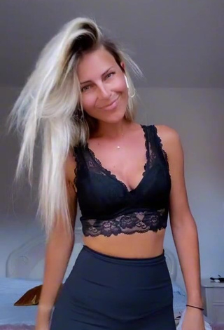 Nadejda Sendrea (@nadejdasendrea8) #crop top  #lace crop top  #sexy  #butt 