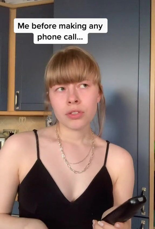 Abbie Budden (@abbiebudden) #crop top  #black crop top  #sexy  «I hate phone calls with a...»