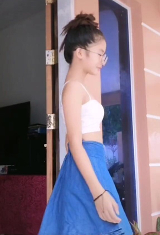 Dimple Robillos (@dimmyrobillos) #crop top  #white crop top  #skirt  #blue skirt  #booty shaking  «Copylink please #foryoupage...»