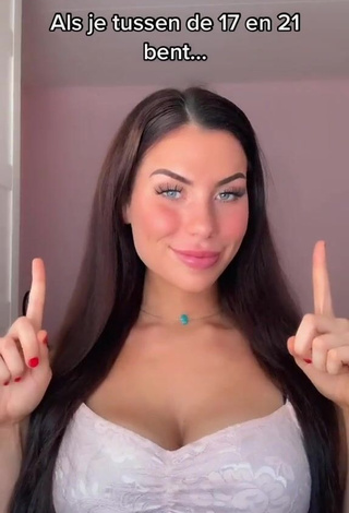 Laura Jaimie (@laurajaimie) #cleavage  #big boobs  #sexy  «#fy #dutch #foryou #voorjou»