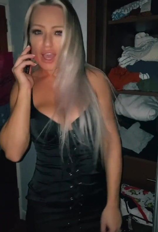 Maria (@mashapatayta) #cleavage  #dress  #black dress  #big boobs  «It’s my stupid birthday guess...»