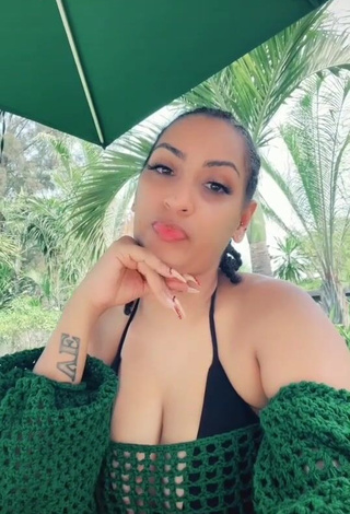 Juliet Ibrahim (@realjulietibrahim) #cleavage  #big boobs  #sexy 
