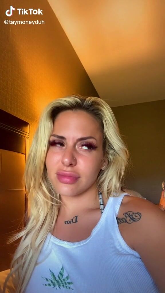 Tay Money (@taymoneyduh) #sexy #tattooed body «DUH UNIVERSITY» yephot