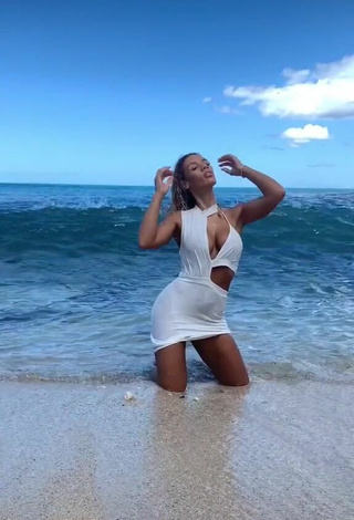 Jena (@jena) #beach  #cleavage  #dress  #white dress  «Never turn your back on Hawaii...»