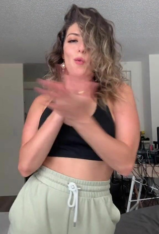 Josette Pimenta (@josettepimenta) #cleavage  #crop top  #black crop top  #booty shaking  «Feeling sassy today!! How you...»