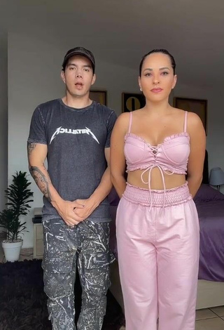 Karla Bustillos (@karla.bustillos) #cleavage  #crop top  #pink crop top  #pants  #pink pants  «Ayyñññ   @maumcmahon»