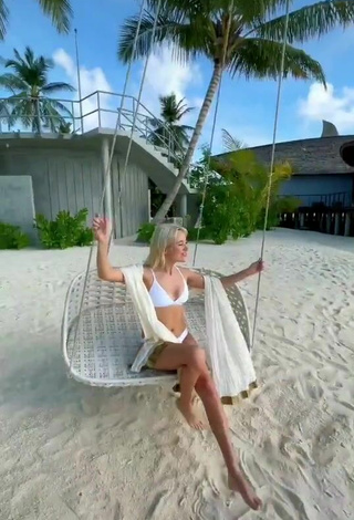 Klava Koka (@klavacoca) #bikini  #white bikini  #beach  «Моменты счастья! ☀️»