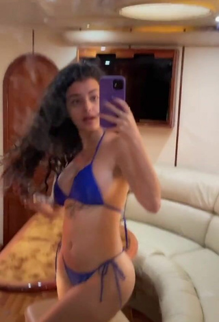 Malu Trevejo (@malutrevejo) #bikini  #blue bikini  #booty shaking  #butt  #thong 