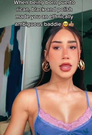 Eva Gutowski (@mylifeaseva) #cleavage  #top  «Thanks mom n dad, my...»