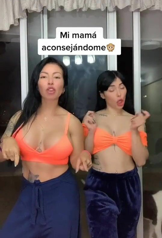 Natalia (@nalgalia.g) #crop top  #orange crop top  #cleavage  #booty shaking  «EL FINAL  @adriana_fitness...»