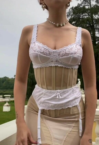 riwww (@riwww) #corset  #beige corset  #bra  #white bra 
