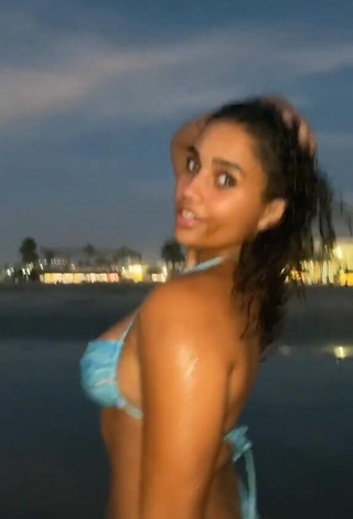 Salah Brooks (@salah) #bikini  #beach  «idk why im posting this»