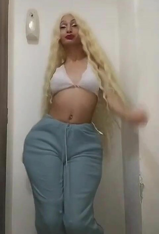 Anitagroowe (@anitagroowe) #bikini top  #white bikini top  #big butt  #booty shaking  #pants 