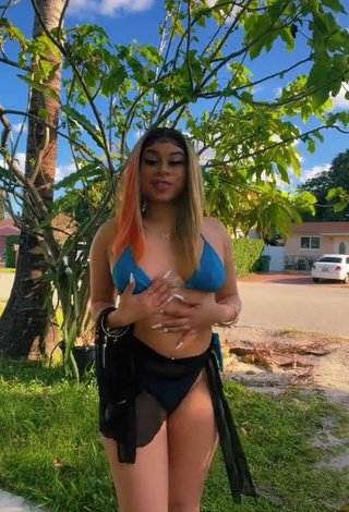 BbygShai (@bbygshaii) #bikini  #blue bikini  #cleavage  «no energy tiktok ? say less»