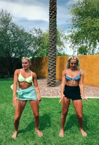 Hanna & Haley Cavinder (@cavindertwins) #bikini top  #skirt  #booty shaking  «it’s the attitude for me #fyp...»